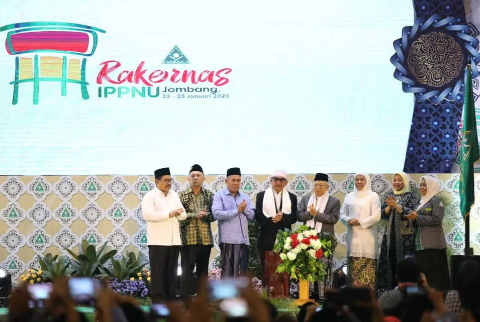 Di Rakernas IPPNU Jombang, Gubernur Khofifah Kenalkan OPOP 