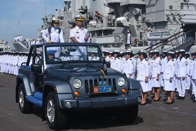 Pangarmada II Pimpin HUT Ke-57 Korps Wanita Angkatan Laut