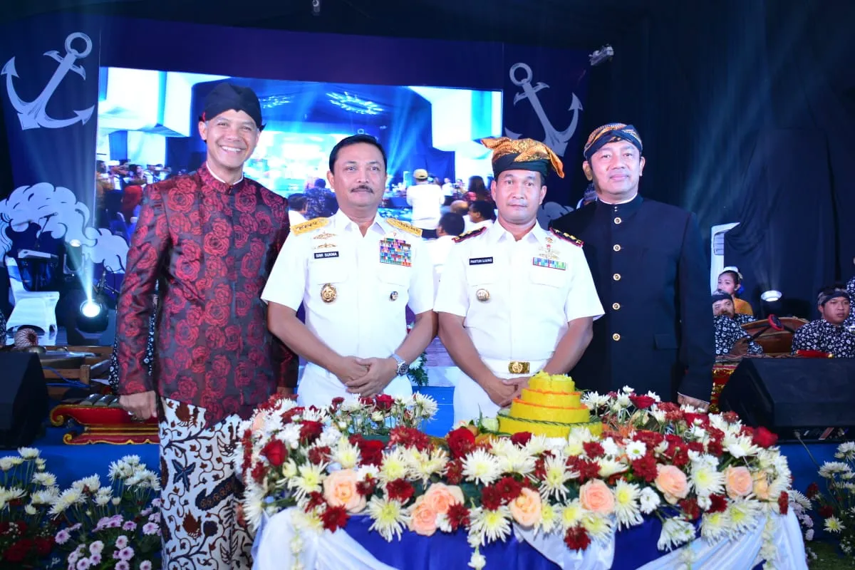 Kasal Kukuhkan KRI Semarang-594
