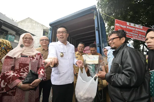 Sigap Turunkan Harga Bawang Putih, Jabar Gelar Operasi Pasar di Astana
