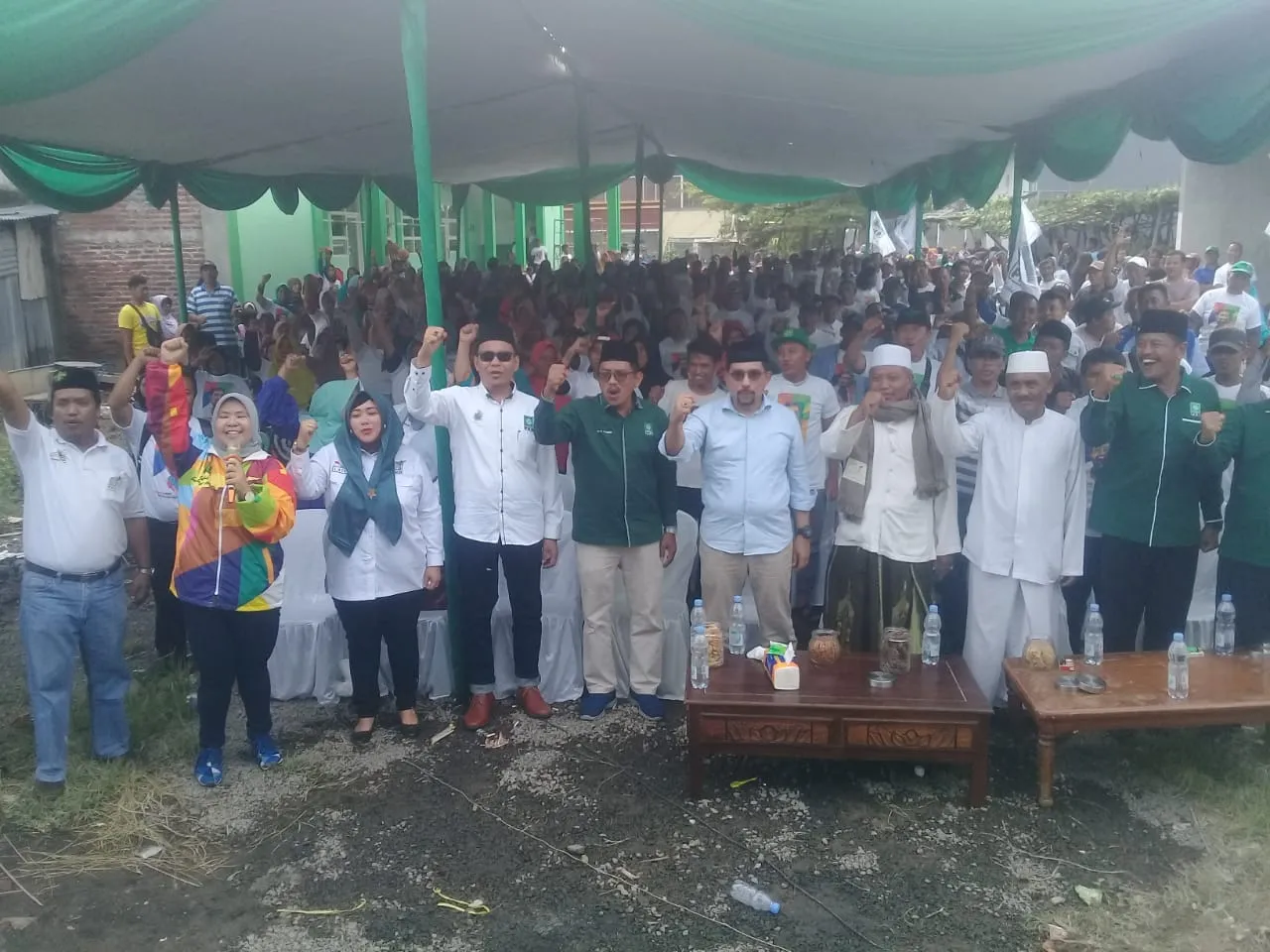 Cak Machfud Sapa Nelayan Kenjeran, Janji Bawa Perubahan