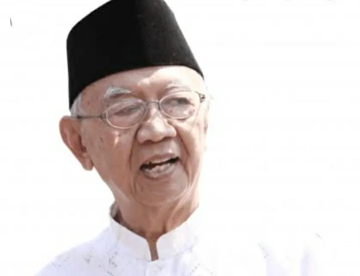 Gus Sholah Wafat, Gubernur Khofifah Sampaikan Belasungkawa 