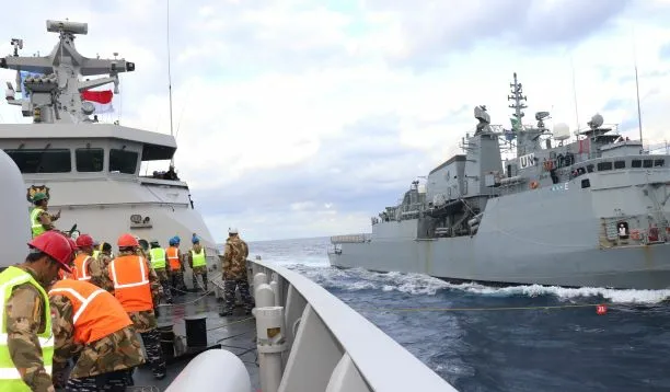 KRI Hasanuddin 366 Latihan Bersama Kapal Perang Brazil