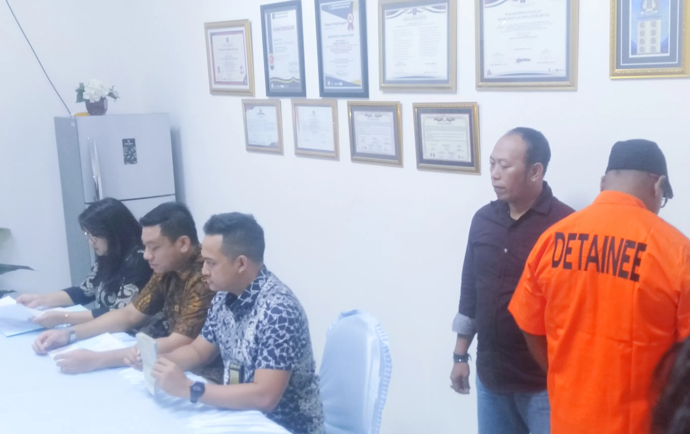 Overstay, Kanim Tanjung Perak Deportasi WNA Asal Bangladesh