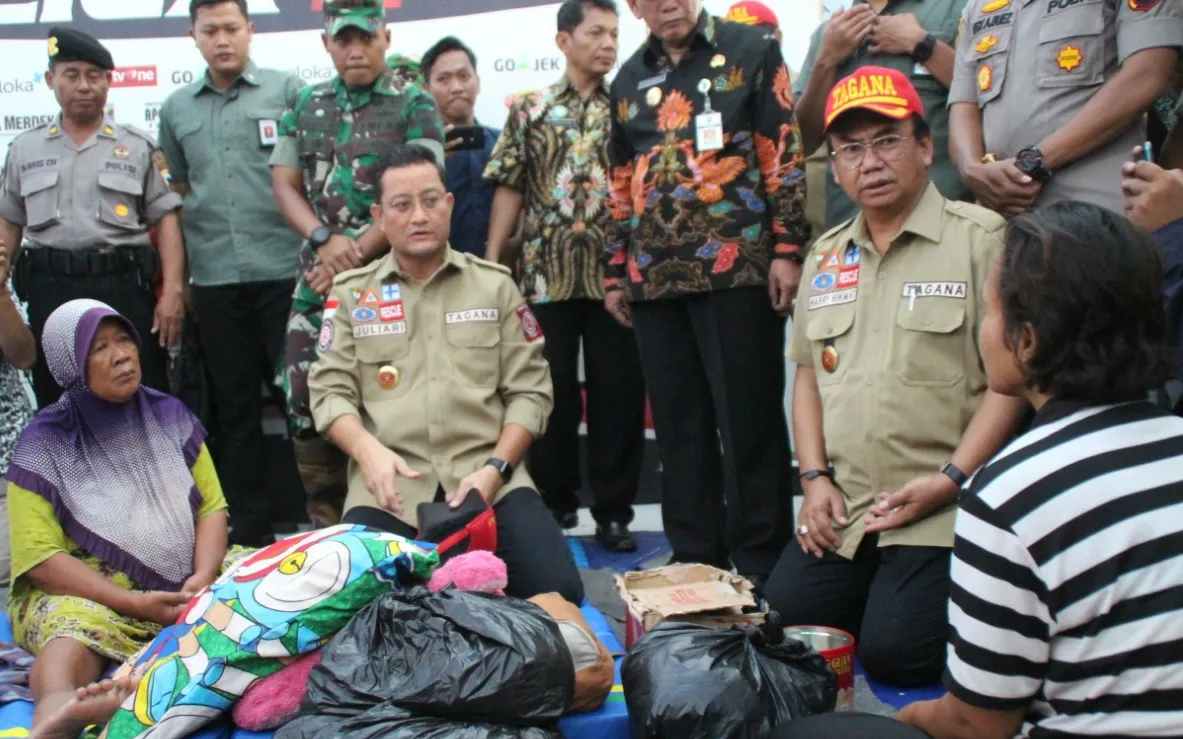 Susuri Pantura, Mensos Minta Korban Banjir Tertangani dengan Baik
