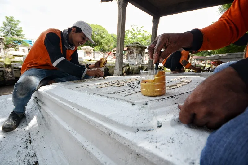 Revitalisasi Makam Belanda di Surabaya