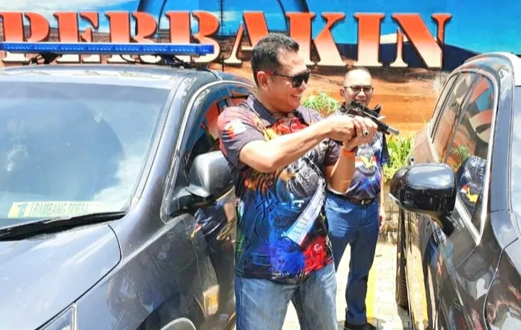 Legislator Championship 2020, Bamsoet Uji Kaca Mobil Anti Peluru