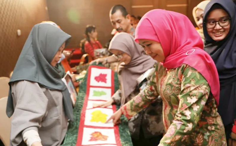 Khofifah: Perempuan Harus Berkontribusi untuk Negeri