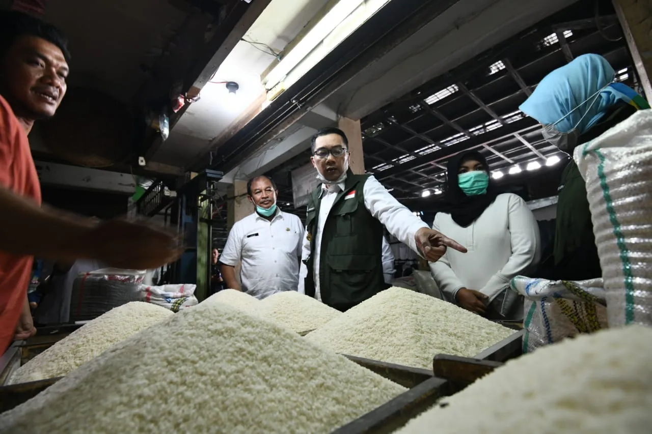 Stok Sembako Aman, Ridwan Kamil: Belanjalah Sewajarnya, Secukupnya   