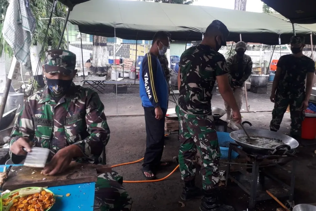 Corona Sulap Lapangan Tenis Kejuaraan Internasional Jadi Dapur Umum