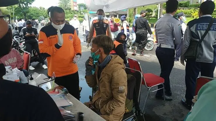 ACT Dukung Makan Gratis Untuk Buka Puasa Petugas PSBB di Surabaya