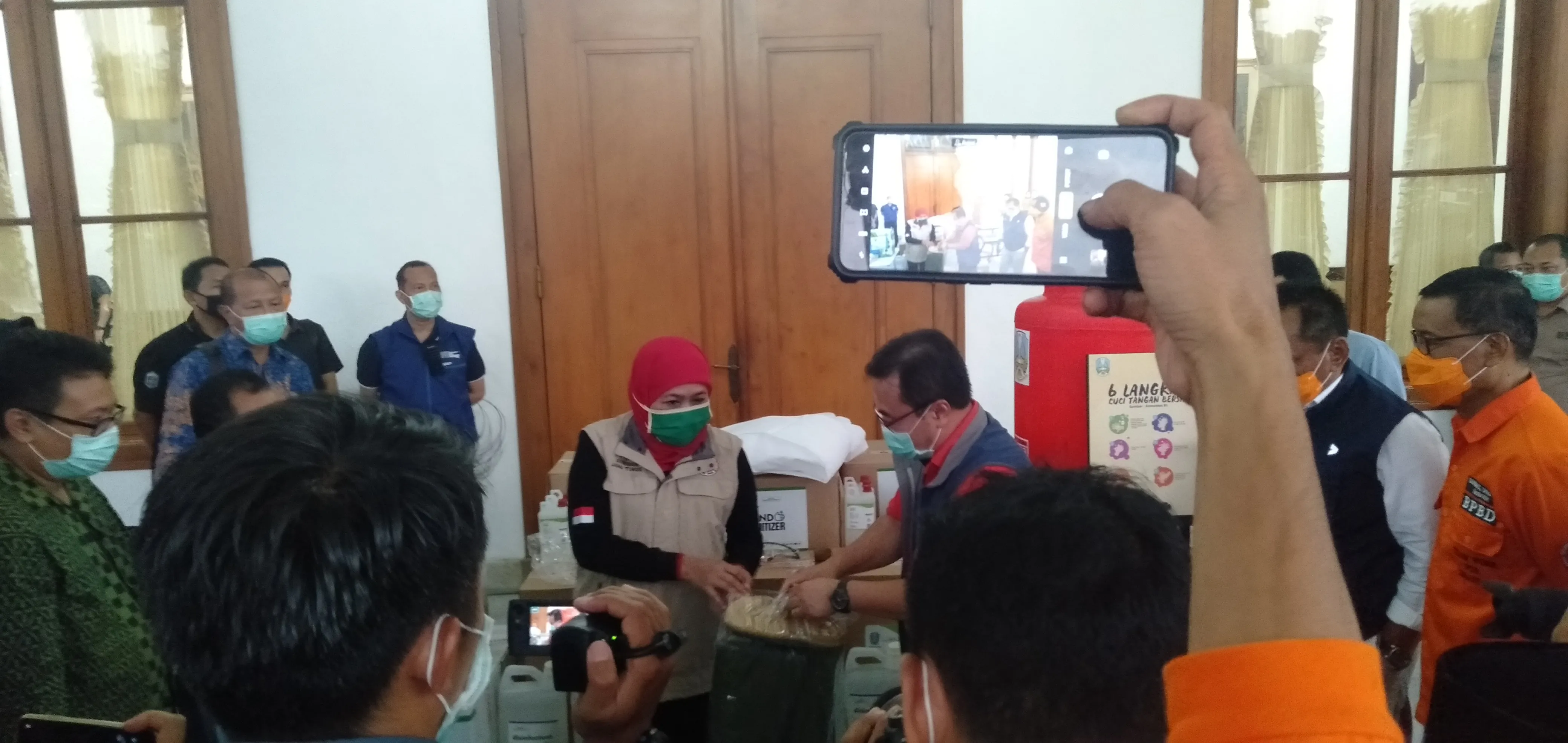 Komunitas Olahraga Indah Bantu APD Untuk Penanganan Corona 