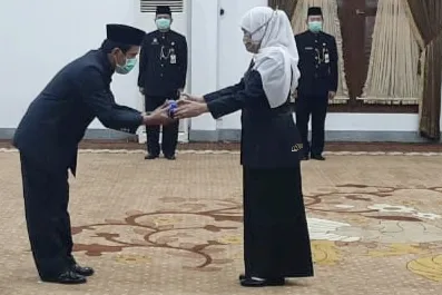 Pesan Gubernur Khofifah Di Pelantikan Pejabat Dinas Pendidikan Jatim