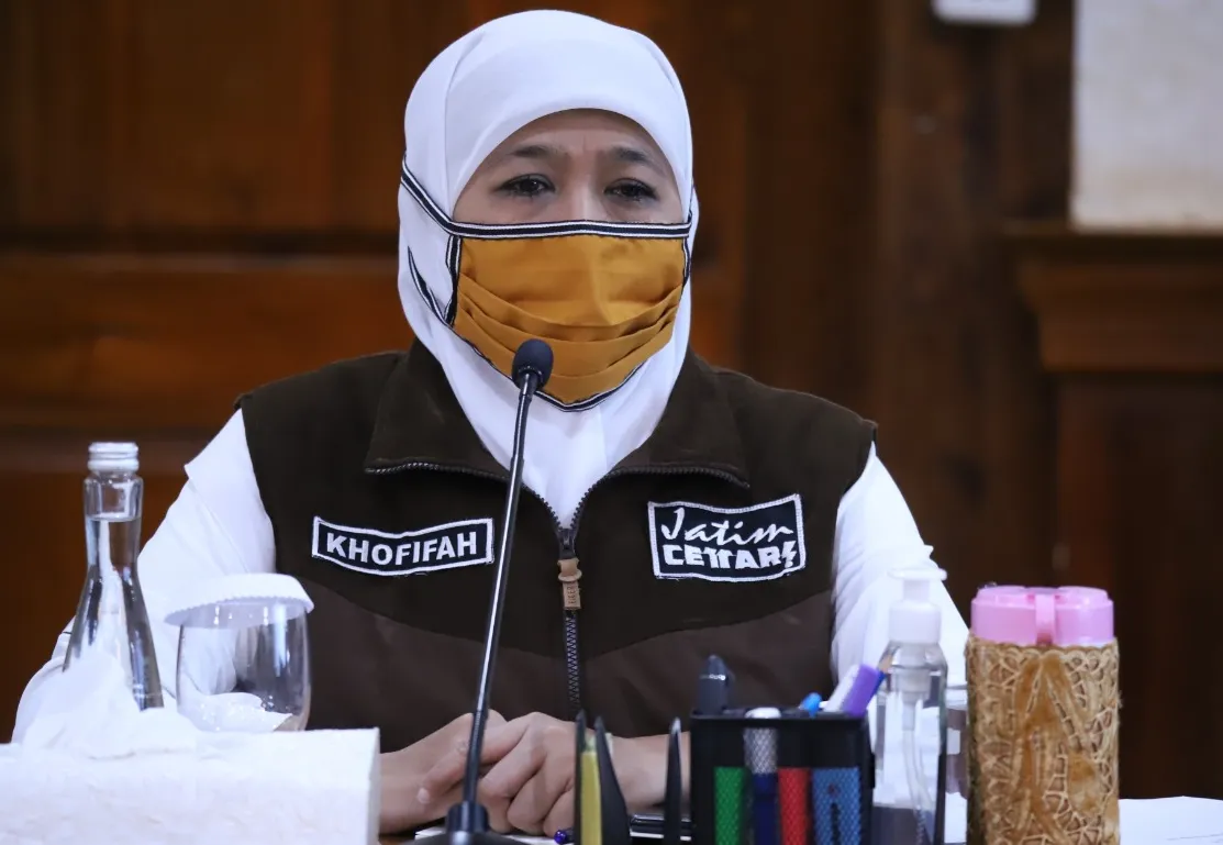 Salat Idul Fitri di RumahSaja, Khofifah dan Emil Tak Gelar Open House