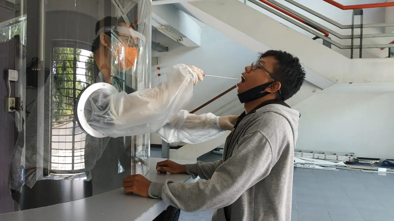 Kereen, ITS Rancang Inovasi Bilik Tes Swab Covid-19