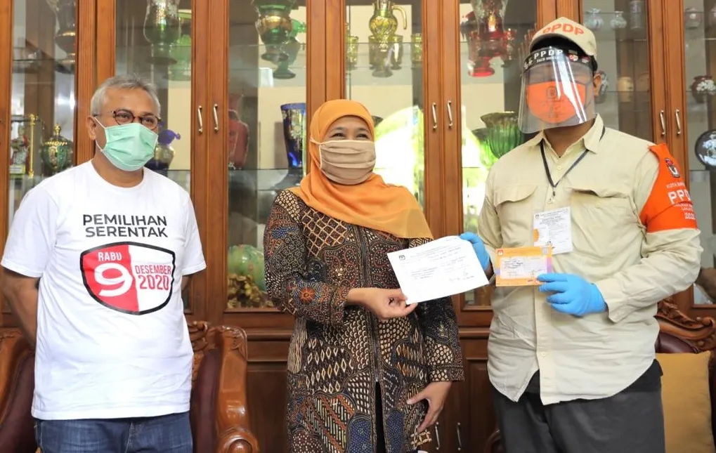 Ke Rumah Gubernur, KPU Pastikan Khofifah Terdaftar Sebagai Pemilih
