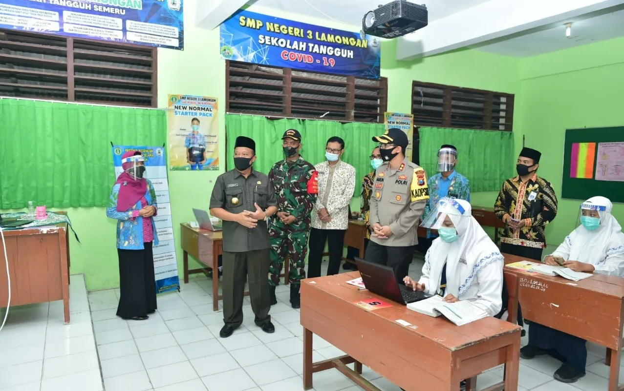 Bupati Fadeli Berharap Sekolah di Lamongan Terapkan Protokol Kesehatan