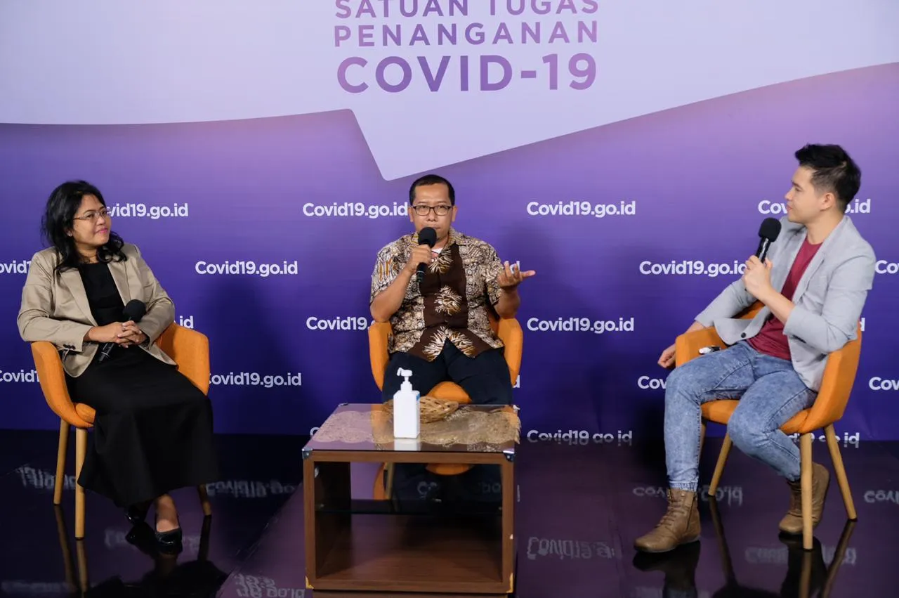Saring sebelum Sharing Informasi Melalui Ruang Digital Lawan COVID-19
