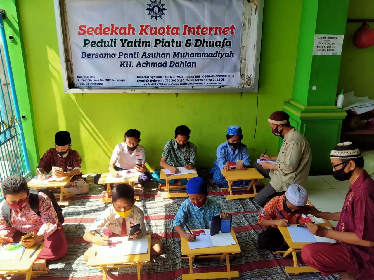 Panti Asuhan KH. Achmad Dahlan Bagi-bagi Voucher Pulsa Internet 