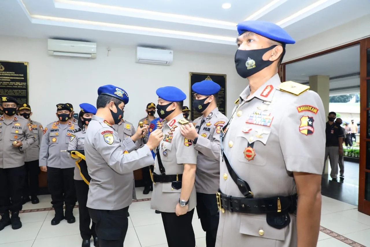 Komjen Pol Agus Andrianto Pimpin Sertijab Kakorpolairud Baharkam Polri