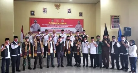 Bupati Dendi Minta Pokdar Bisa Jadi Penengah dan Netral