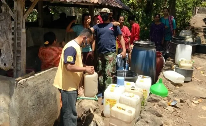 Paguyuban Serdadu Laut Bantul Kirim Air Bersih ke Gunungkidul