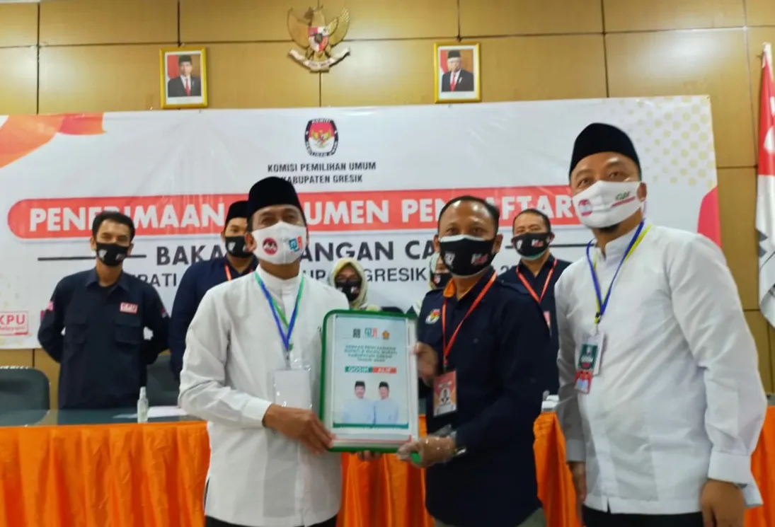 Bakal Paslon Qosim-Alif Daftar ke KPU Gresik