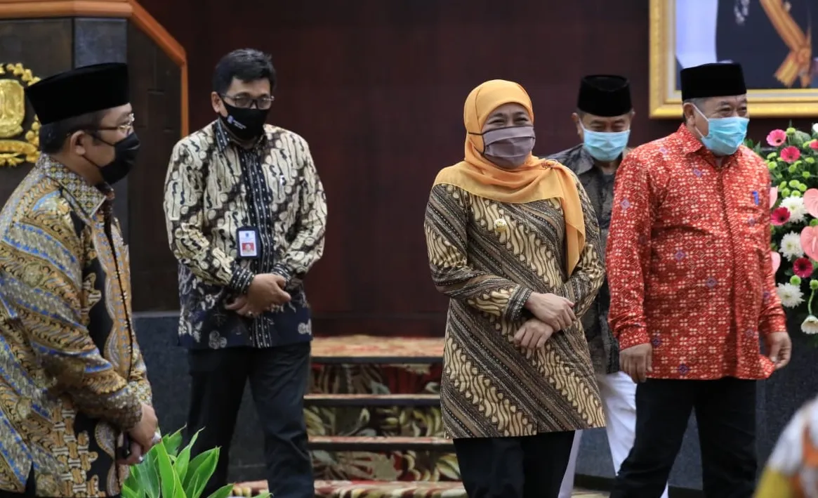 Gubernur Khofifah Targetkan Peningkatan Pajak Daerah Naik 20,4 Persen 