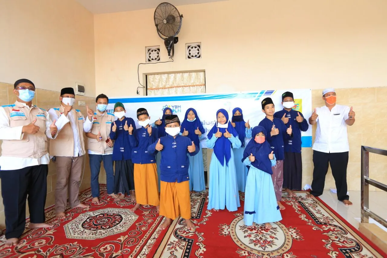 Peringati HLN ke-75, PLN Santuni 75.000 Anak Yatim Seluruh Indonesia 