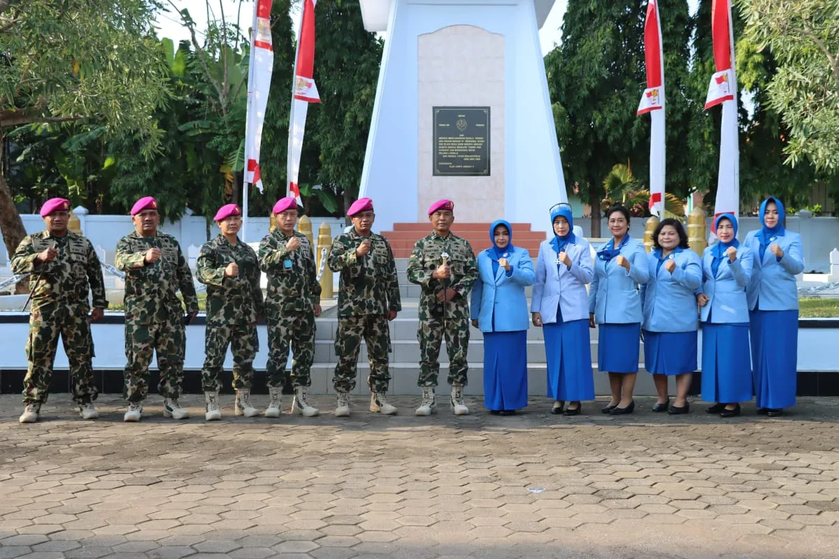 Dankormar Lacak Jejak Korps Marinir di Batang