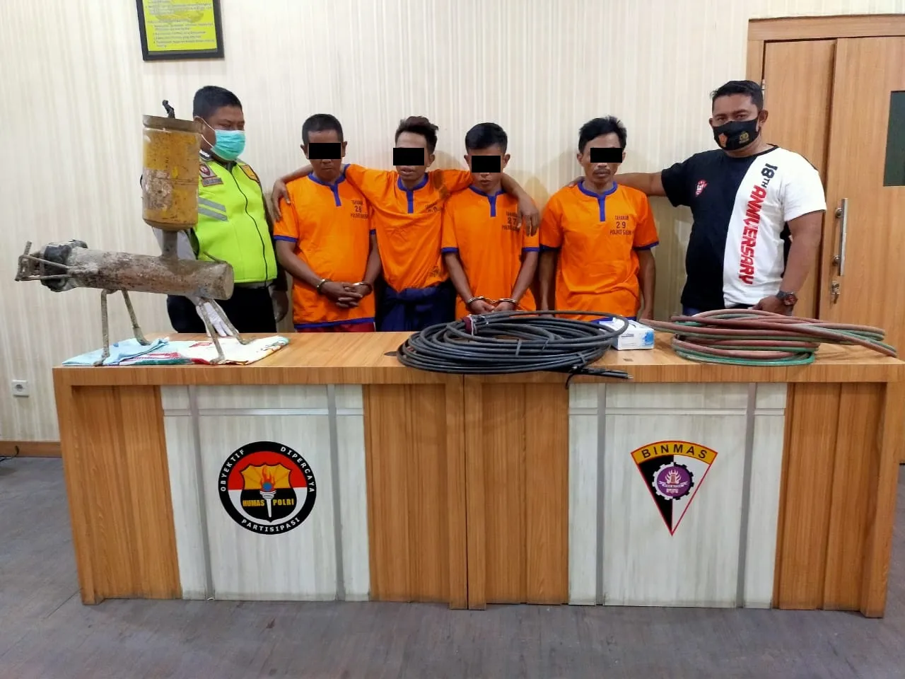 Polsek Cerme Gresik Amankan Empat Pelaku Pencurian Kabel PT Telkom