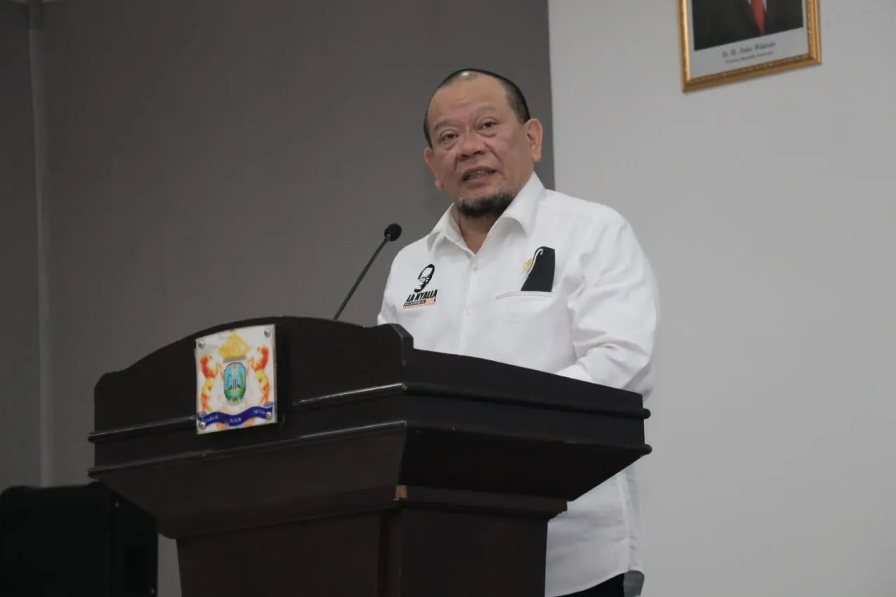 Ketua DPD Dorong Percepatan Pembangunan Proyek Rel Kereta Kalteng