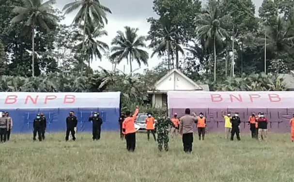 Masyarakat Beberapa Dusun Diimbau Waspada Erupsi Gunung Semeru