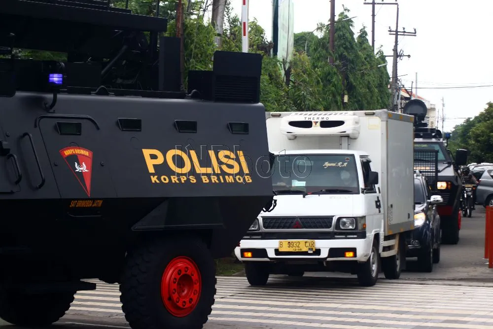Distribusi Vaksin Covid-19 Tahap Awal Tiba di Surabaya 