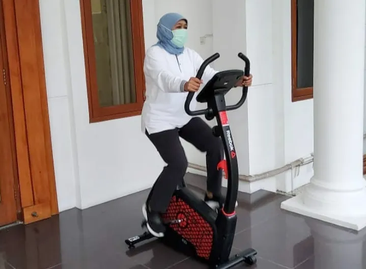 Khofifah Sebut Pimpin Rakor, Meski Masa Isolasi 