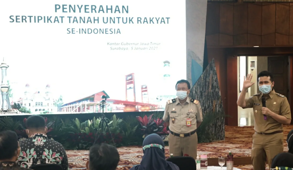 Wagub Emil Pesan Sertipikat Dimanfaatkan Buat Modal Usaha