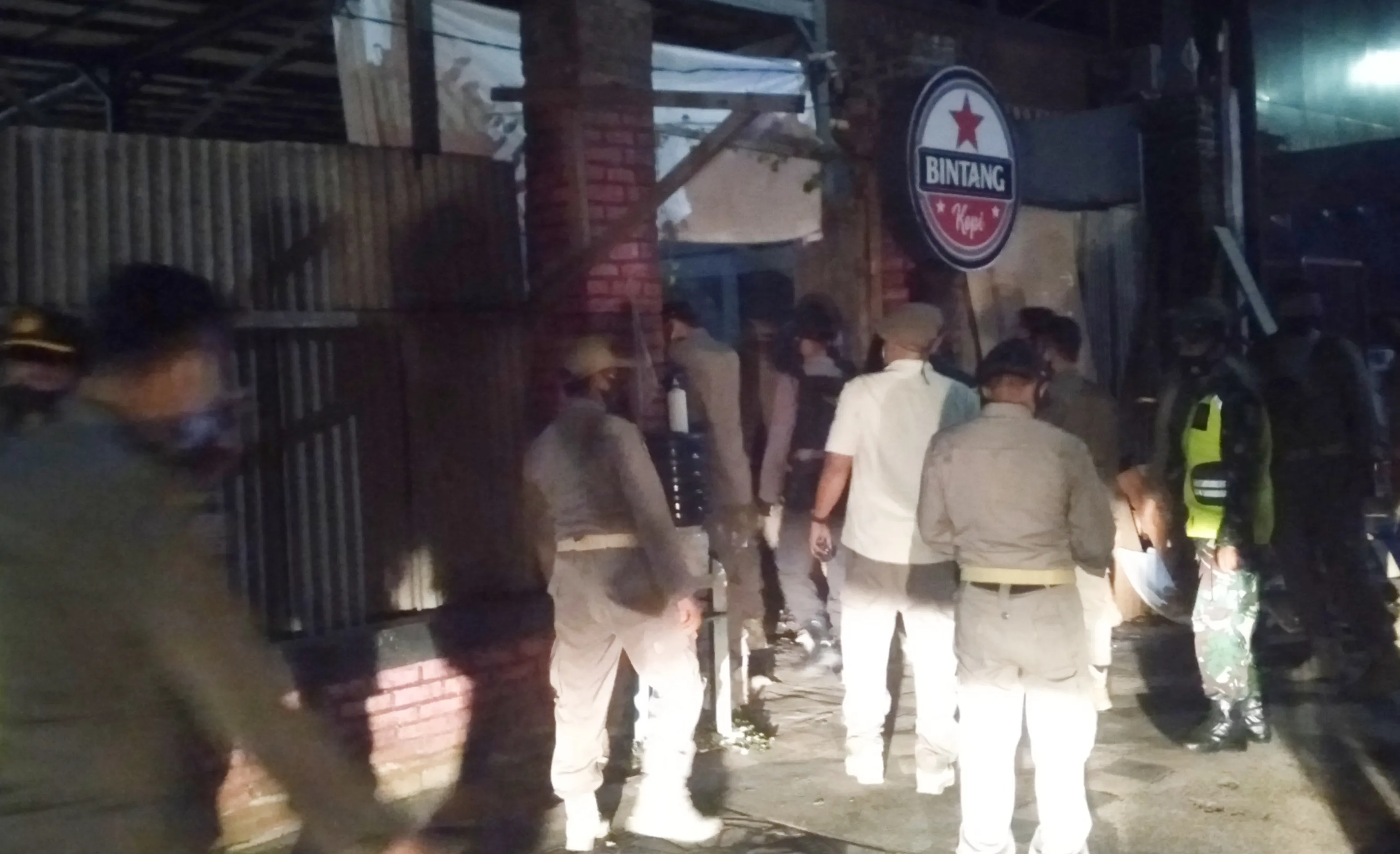 Abaikan Jam Malam PPKM, Warkop dan Cafe di Sidoarjo di Razia 