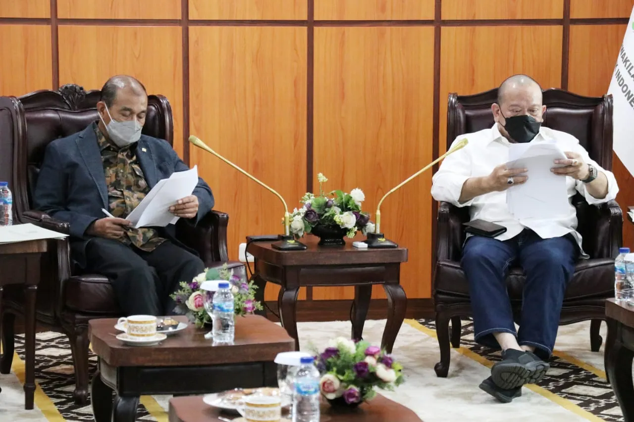 Presiden Minta Kepala Daerah Buat Kebijakan Tak Hambat Ekonomi