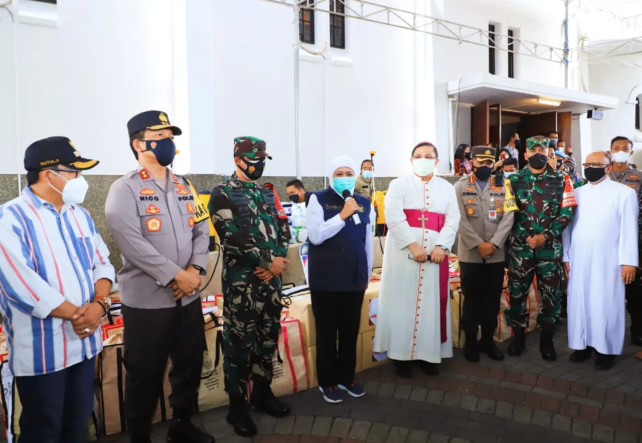 Gubernur Khofifah dan Forkopimda Tinjau Gereja Katedral di Surabaya