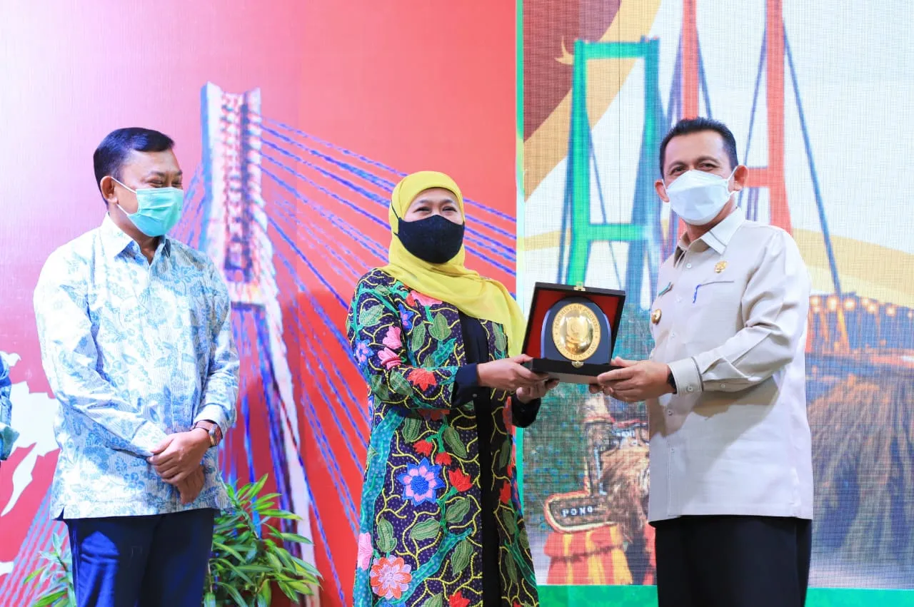 Khofifah Pimpin Misi Dagang Jatim di Kepulauan Riau