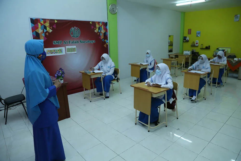 Dear Mas Mentri, Para Millenials Pengen Sekolah Tatap Muka