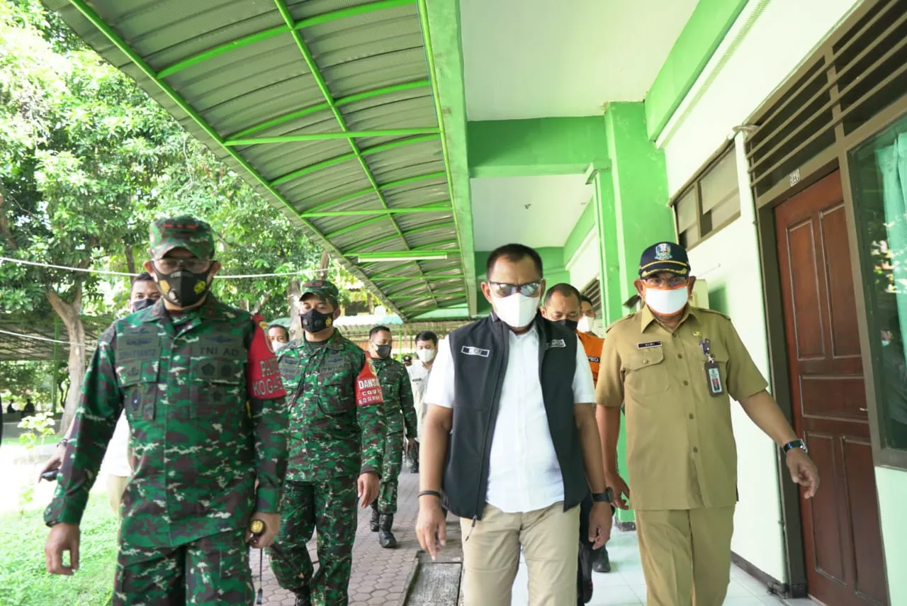 Plh Sekdaprov Jatim Dan Pangdam V Brawijaya Tinjau Asrama Haji