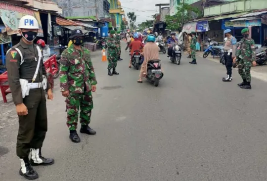 Subdenpom XII/2-4 Kapuas Gelar Penegakan Disiplin Protokol Kesehatan 