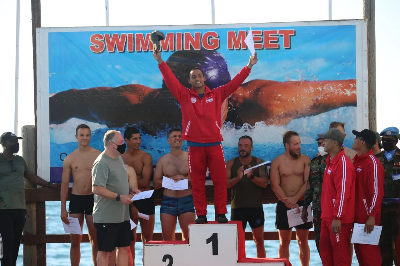 Satgas Indo FPC XXVI-M2 Raih Juara Umum UNIFIL HQ Swimming Competition