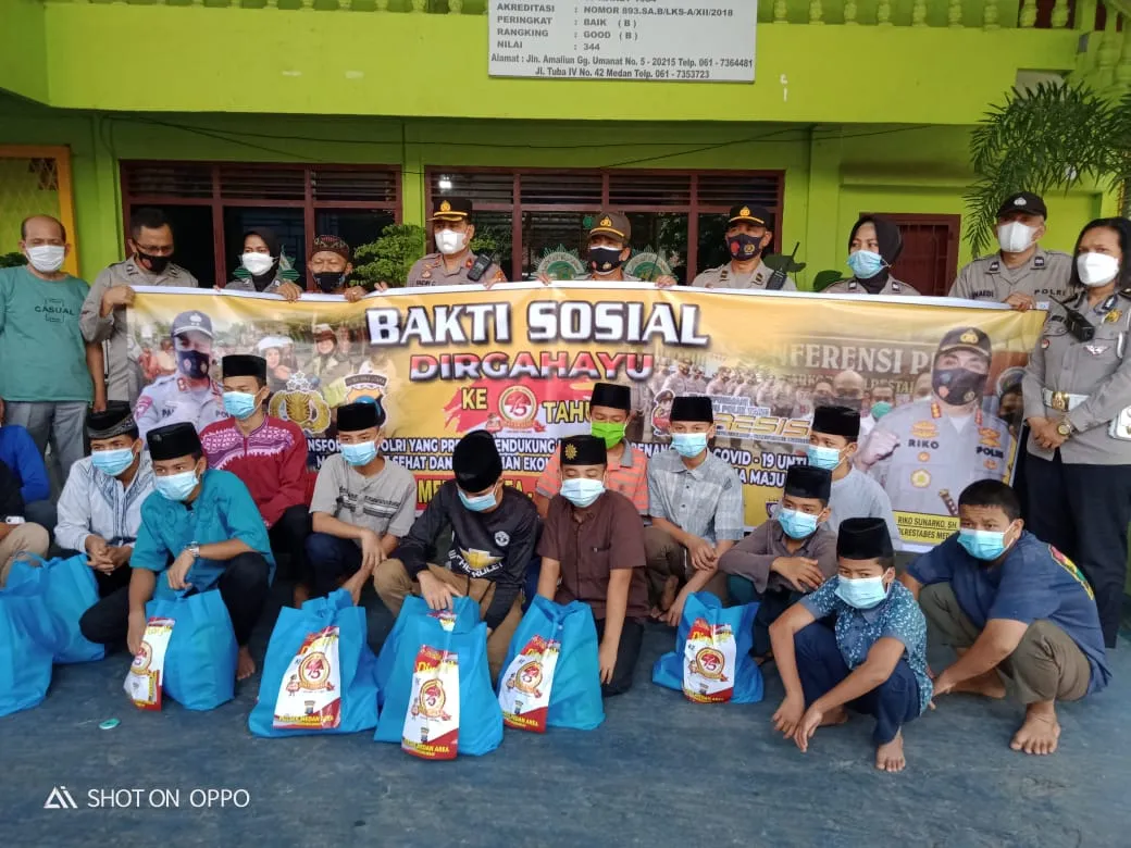Polsek Medan Area Peduli Sesama 
