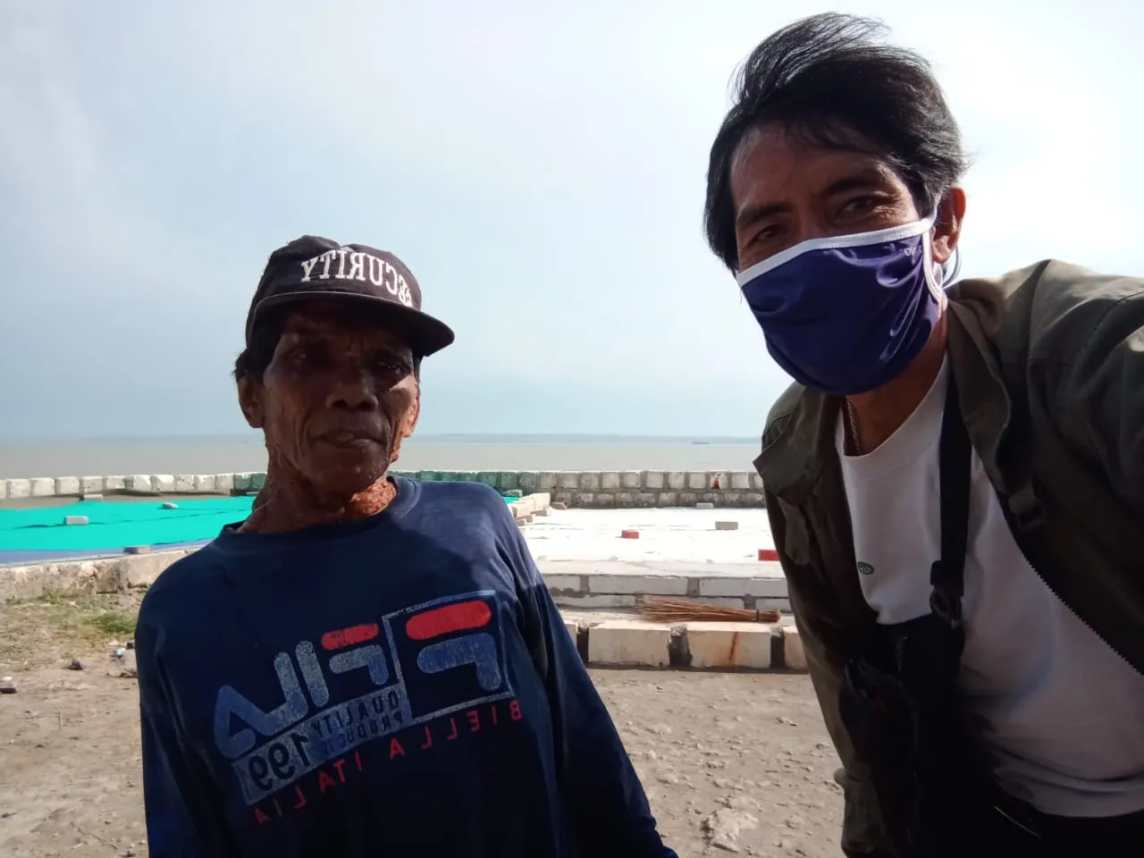 Puncak AWS Berbagi, Sisir Warga Pinggiran 