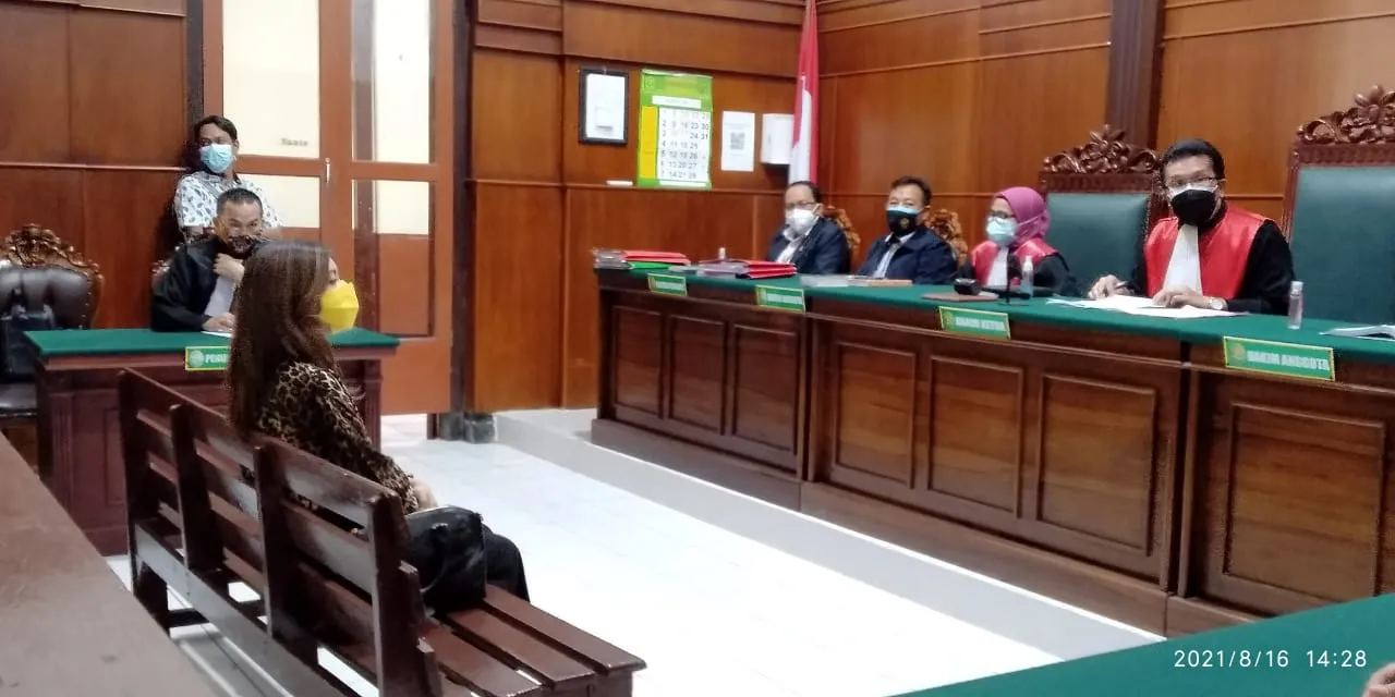Karyawati BCA  Hanya Divonis Ringan Setelah Menganiaya Korban
