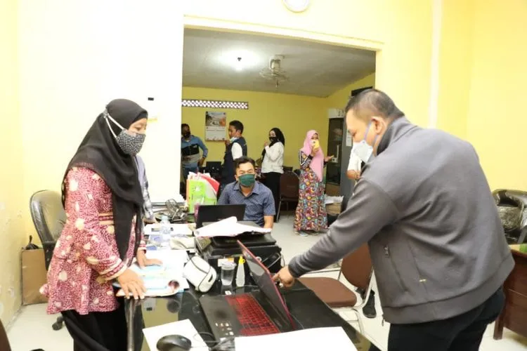 Bupati Sampang Bersama FSS Sidak Kantor OPD