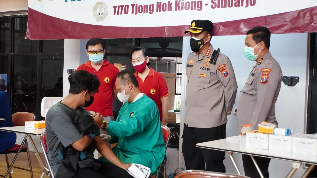 Polresta Sidoarjo Kembali Gelar Vaksinasi Tahap 1 dan 2 