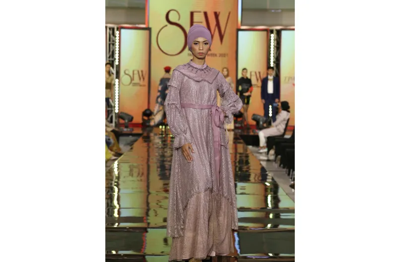 Koleksi Busana Sheza by Anne, Inspirasi Bunga Lilac yang Manis